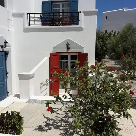 Chrysopelia And Aparthotel